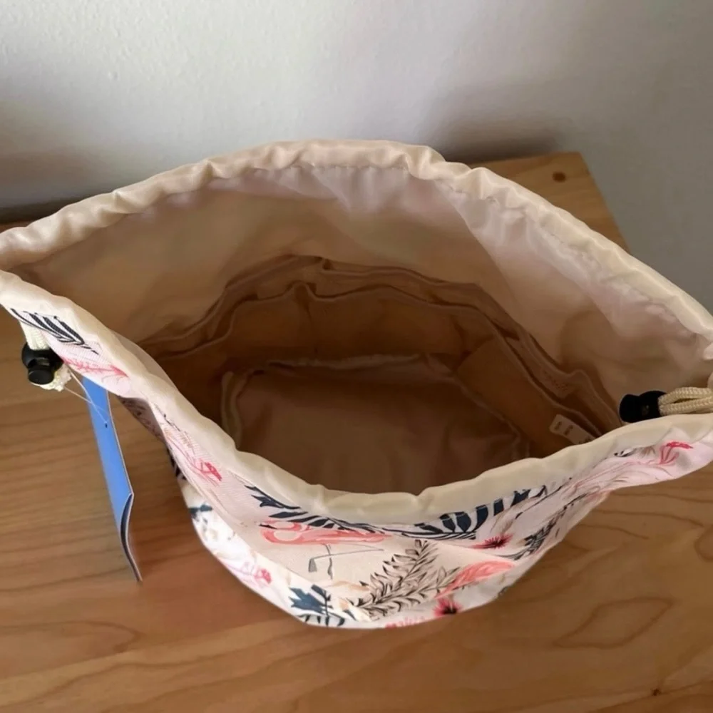NWT Narwey Flamingo Cosmetic Bag